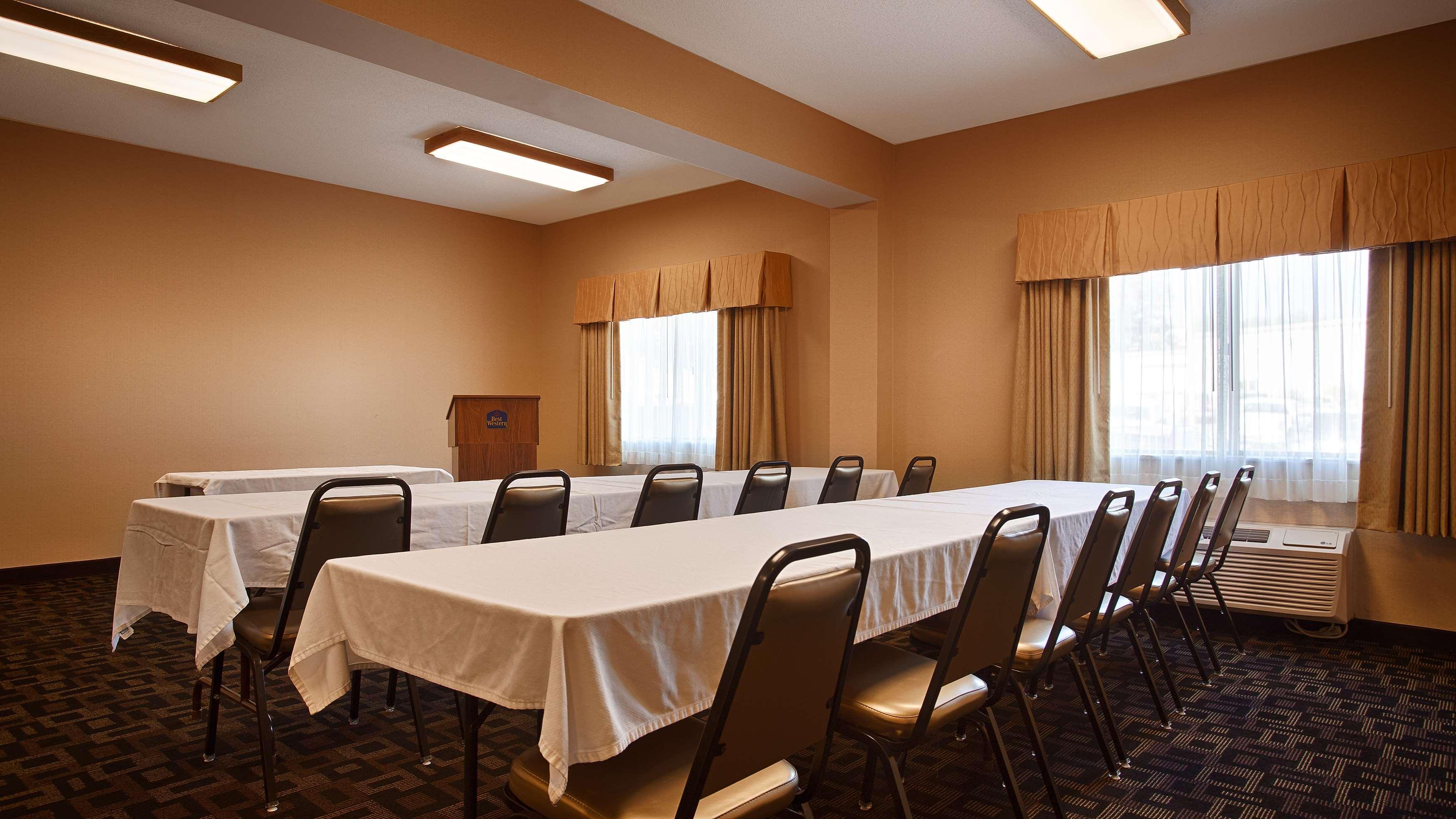 Best Western Plus Executive Inn St. Marys Esterno foto